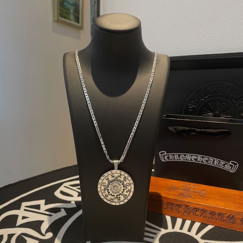 Ch*0me He**ts necklaces